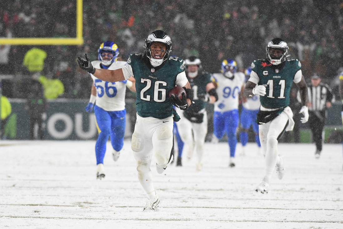 Barkley, Hurts llevan a Eagles a título NFC, vencen a Rams