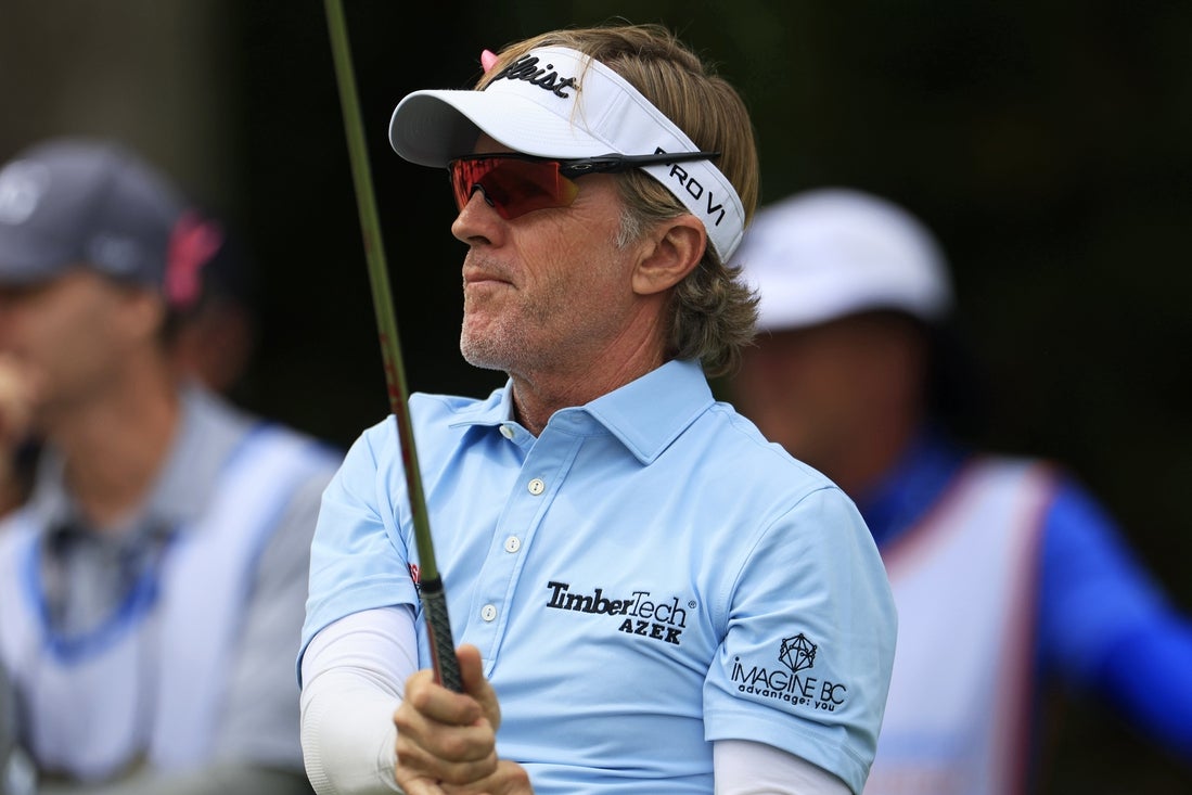 Insperity Invitational interrumpido por rayos; continuará el sábado
