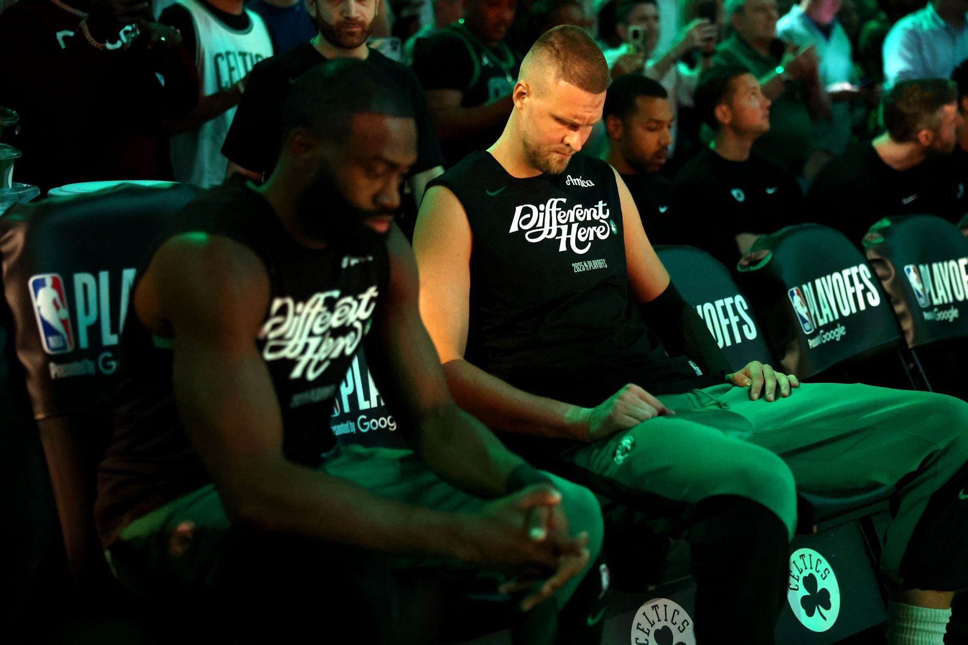 Joe Mazzulla revela por qué Porzingis dejó el Juego 1