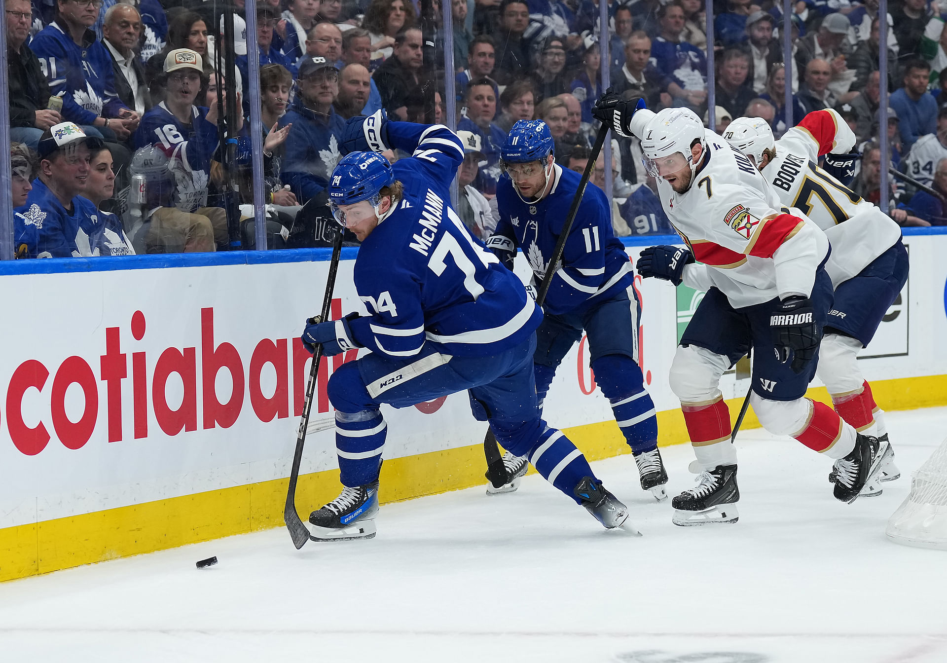 Arbitraje brutal’: Fans critican a árbitros NHL por Rodrigues