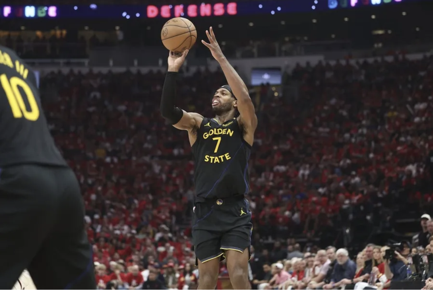 Warriors siguen ganando sin Steph Curry
