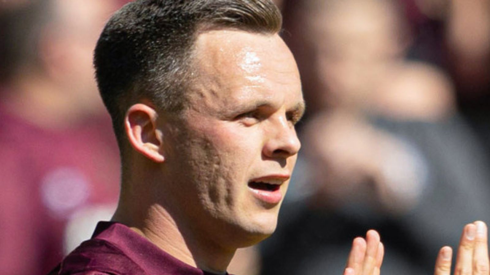 Hearts 3-0 Motherwell: Shankland anota dos en victoria rutinaria
