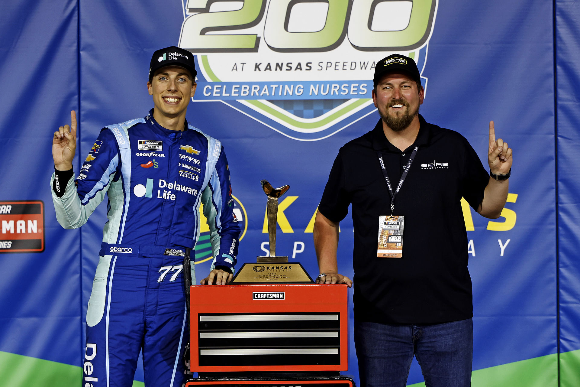 ¿Quién ganó la carrera de NASCAR Truck Series en Kansas hoy