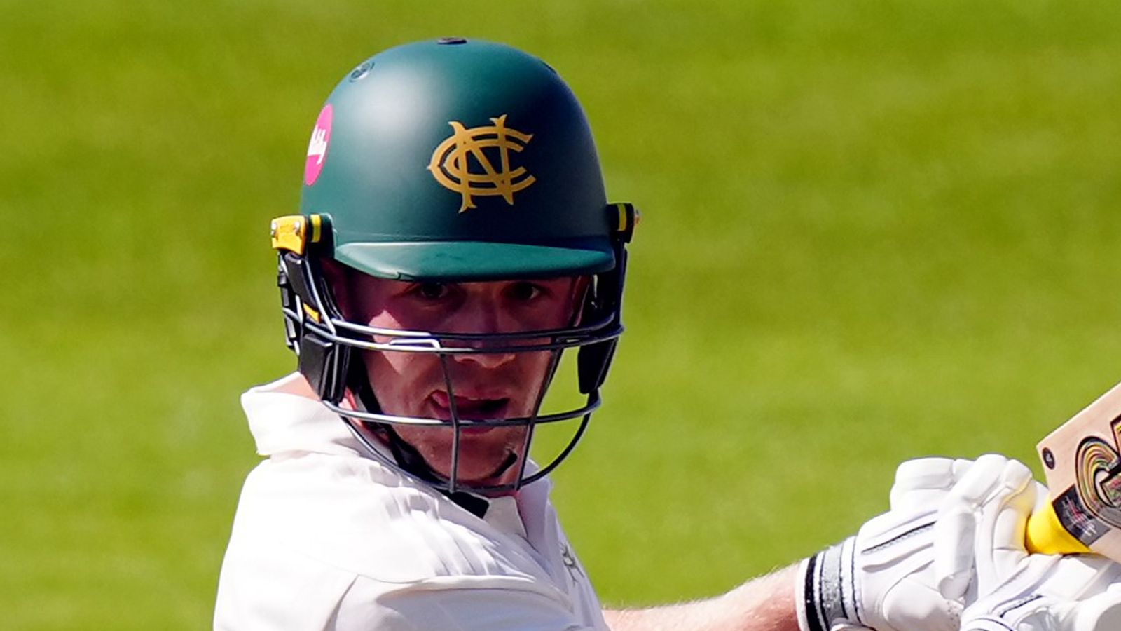 Nottinghamshire vence a Hampshire, impresionan Haynes y Patterson-White