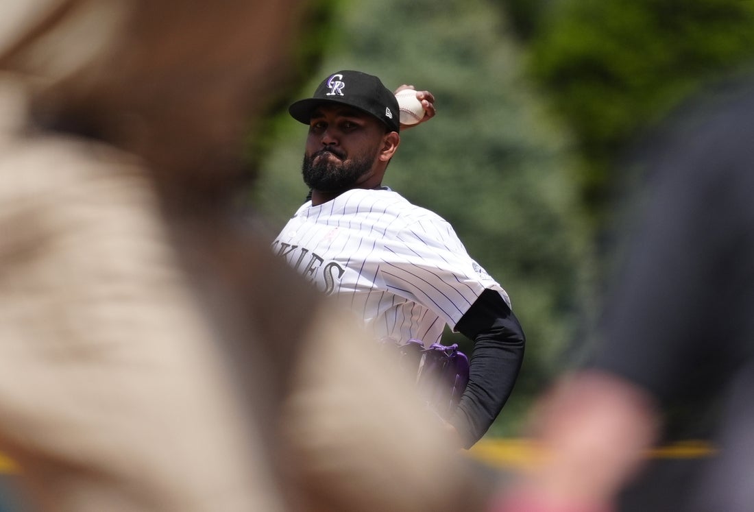Rockies ganan a Padres y despiden a Bud Black
