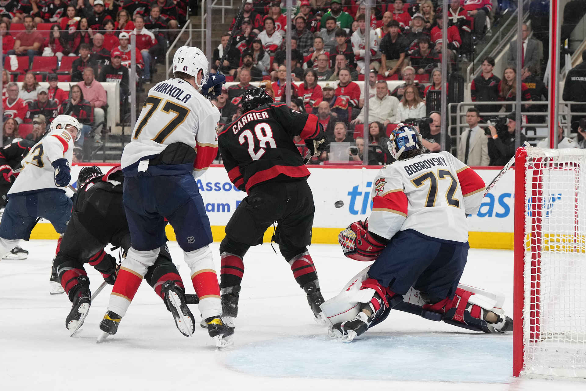 3 destacados de Panthers en victoria 5-1 vs Hurricanes con Bobrovsky